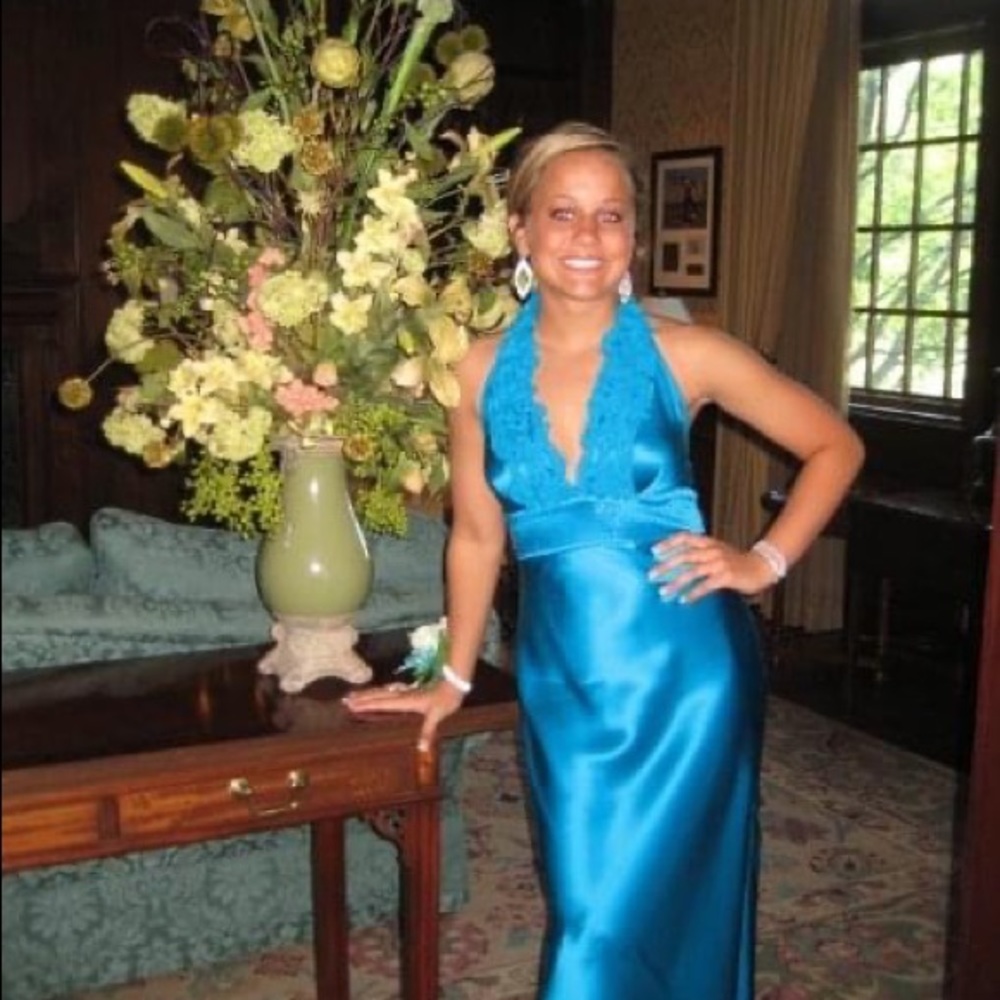 Prom Dress ( Cache)